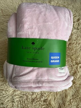 Kate Spade Plush Queen Blanket